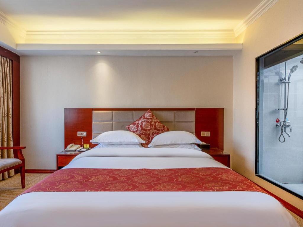 Overseas Chinese Hotel Zhuhai Extérieur photo